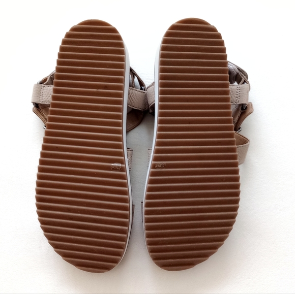 Lucky Brand▪️Platform Leather Sandals w/ adjustable back - Picture 4 of 5